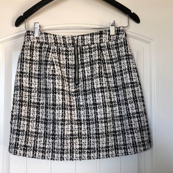 Forever 21 Tweed Mini Skirt - Picture 2 of 7